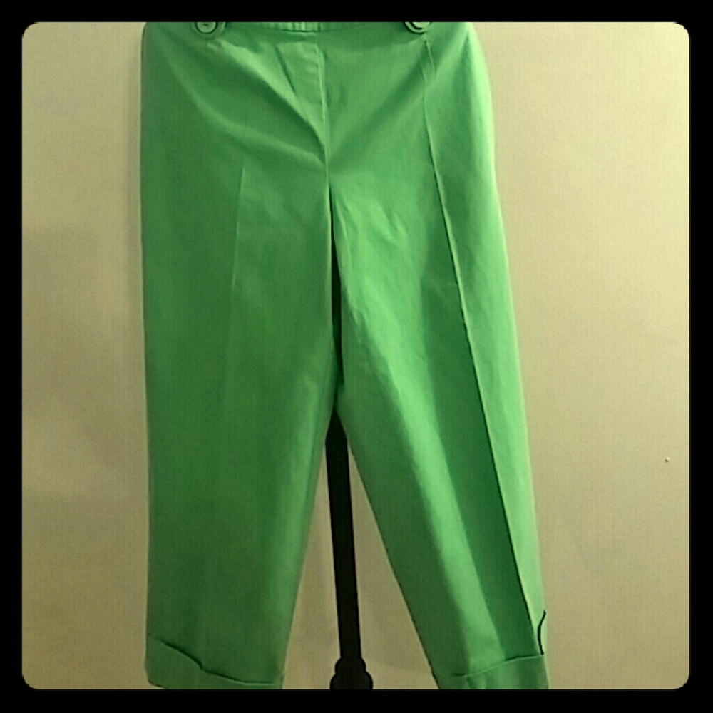Coldwater Creek Lime Green Capris